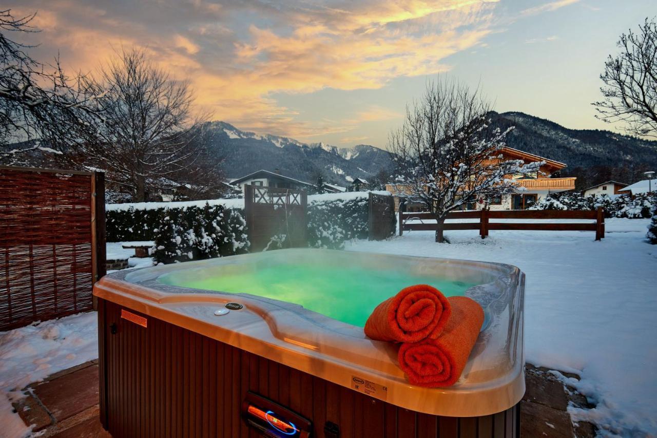 Chiemgauferienwohnungen - Wanderlust Und Alpenrose Unterwössen Exteriör bild