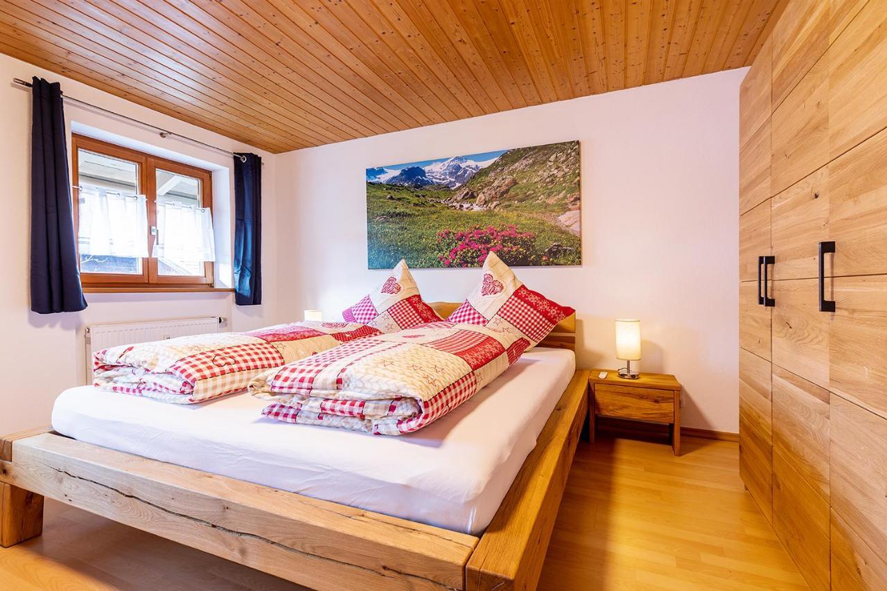 Chiemgauferienwohnungen - Wanderlust Und Alpenrose Unterwössen Exteriör bild